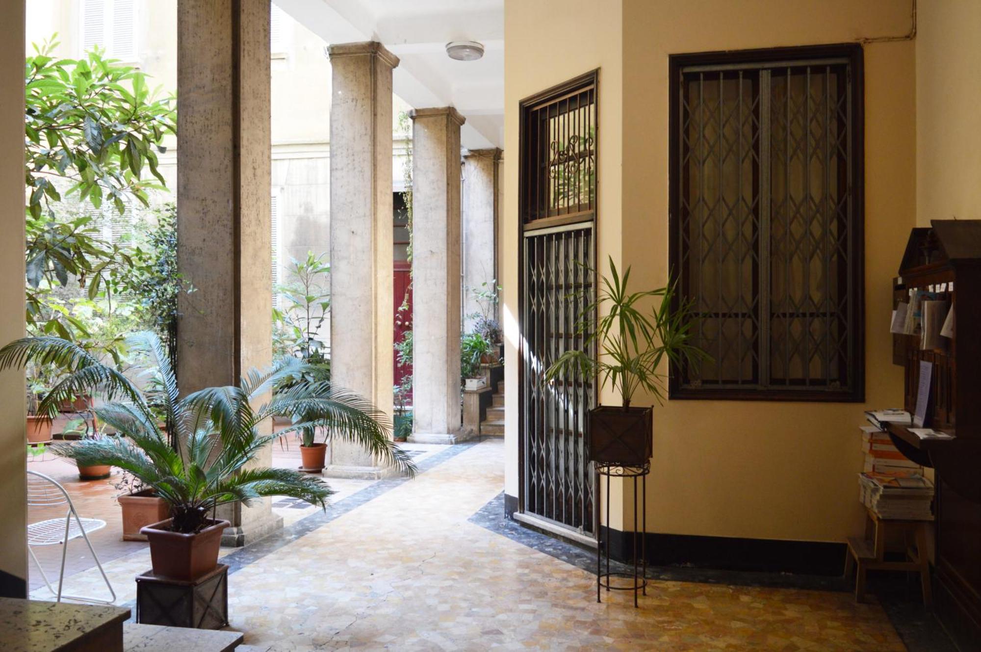 Joivy Mauri - Cosy Flats Near The Duomo Apartment Милано Екстериор снимка